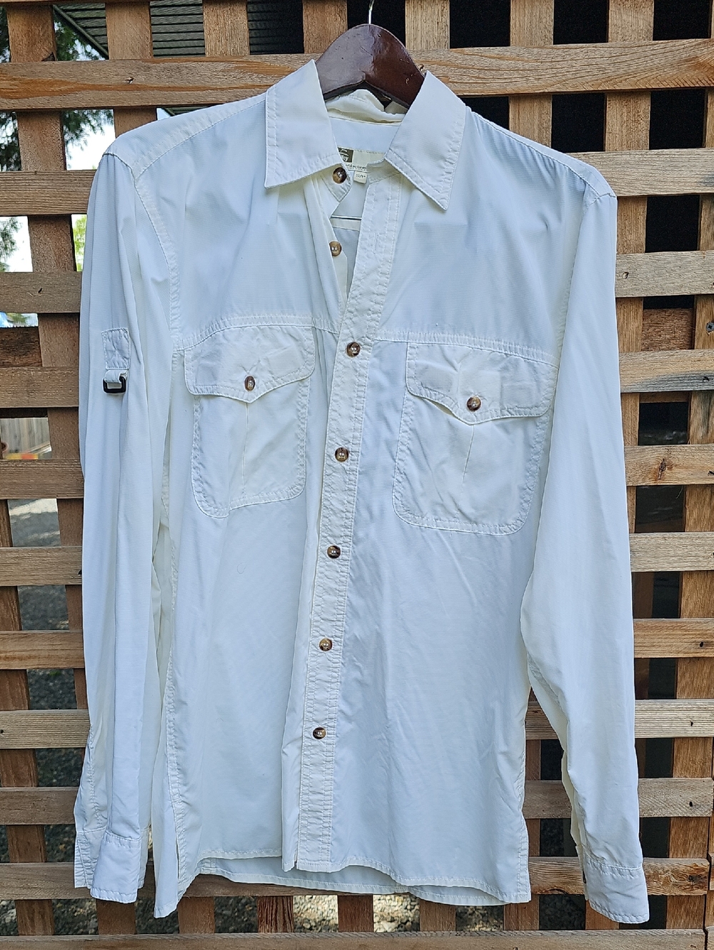 Men's White Long-Sleeve Casual Button-Down Shirt with Chest Pockets